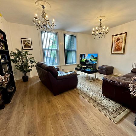 Lovely 2 Bed Apartment, Arnold Town Centre. Nottingham Exterior photo